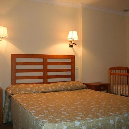 Hostal Margarita La Linea de la Concepcion Exterior foto